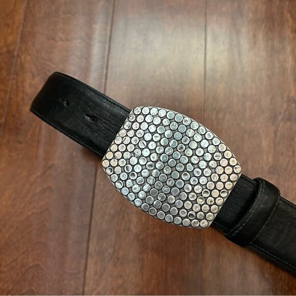 Streets Abound Black Belt with Silver Circle Textured Buckle Made in USA Size 34 - Picture 2 of 14
